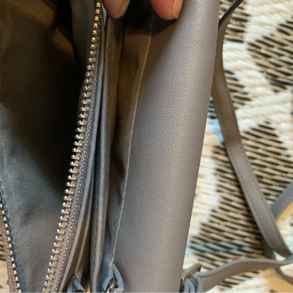 Roots Gray Crossbody Bag with Adjustable Strap - Picture 12 of 12